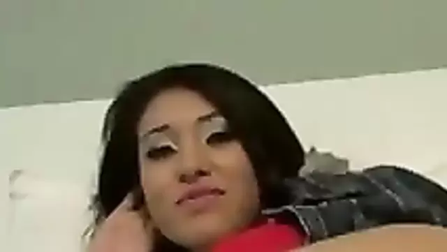 Узбечка отсосала мужу и дала в киску